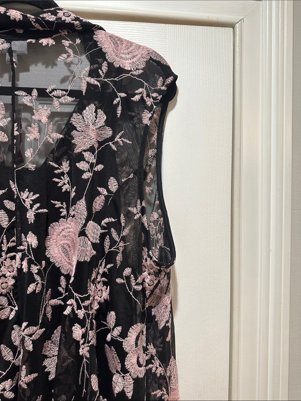 Avenue Black Sleeveless Blouse with Pink Floral Embroidery - Picture 9 of 15